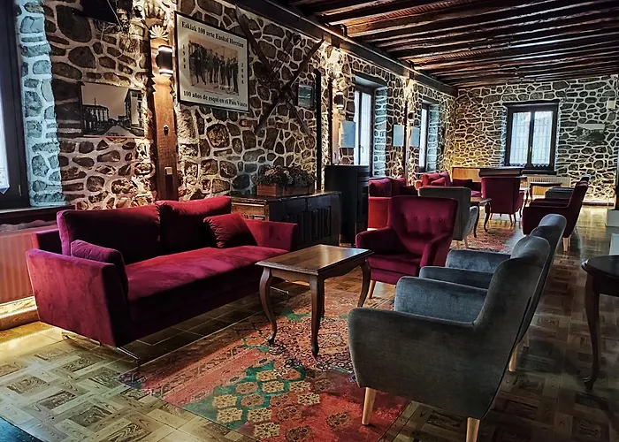 Hostal Ayestaran I