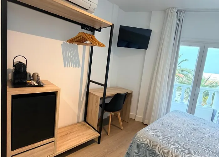 Hostal Juan Carlos Carboneras, España