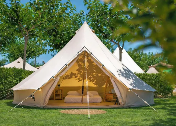 Bungalow Resort - Latas