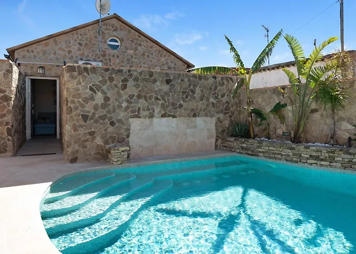Hostal El Cortijo de Claudia Conil De La Frontera, España