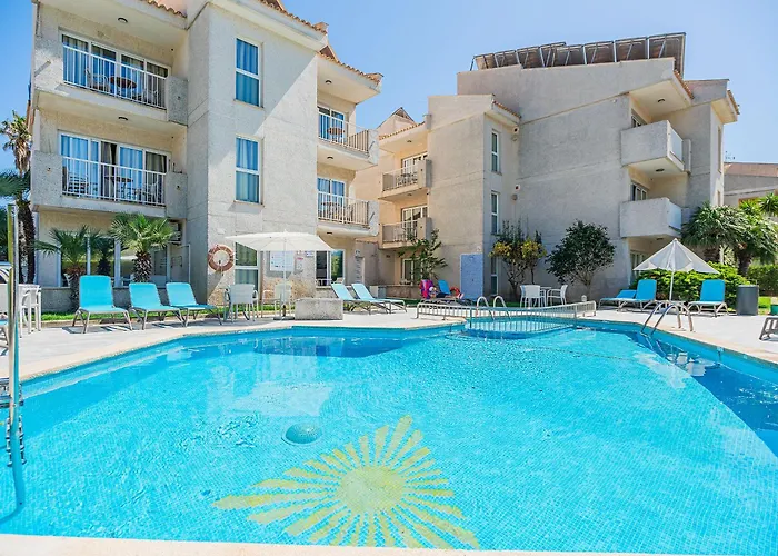 Apartamentos Massol
