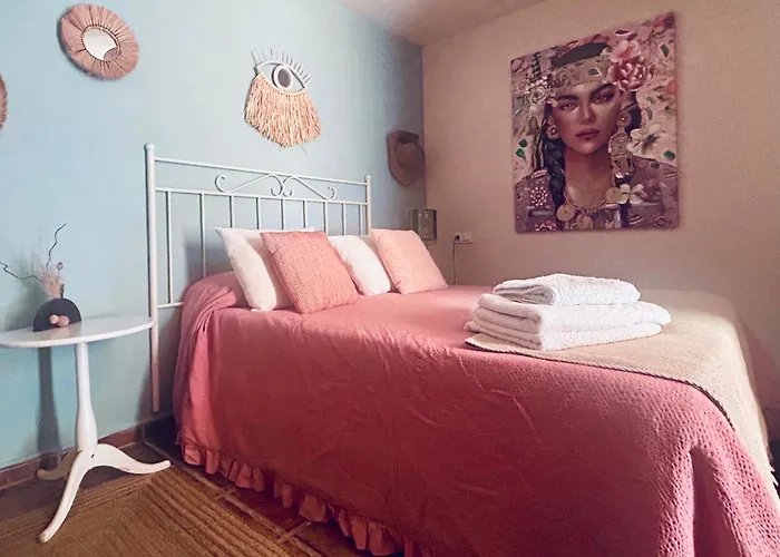 Apartamentos la Jayma del Arte Asque, España
