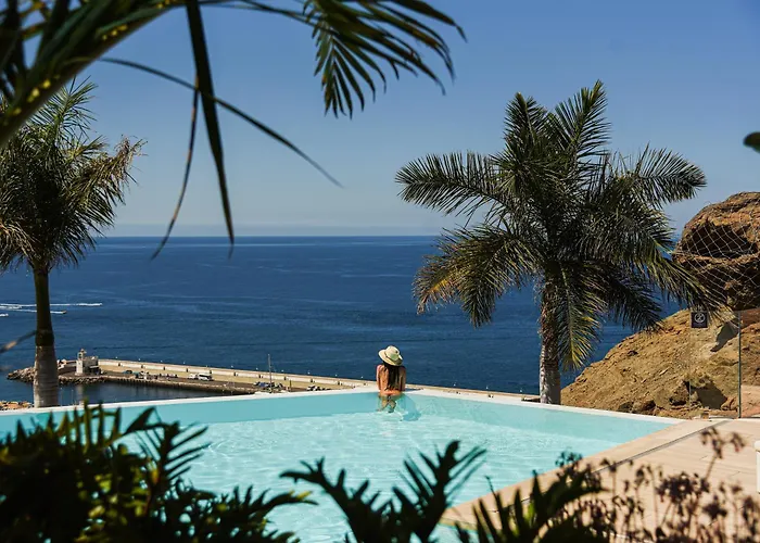 Grand Horizon Luxury Boutique Suites