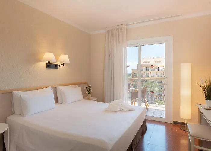 Luna Park Hotel Yoga & Spa Malgrat de Mar, España
