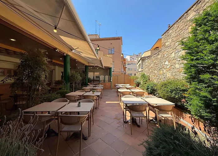 Hostal ROM Familiar Rosas, España