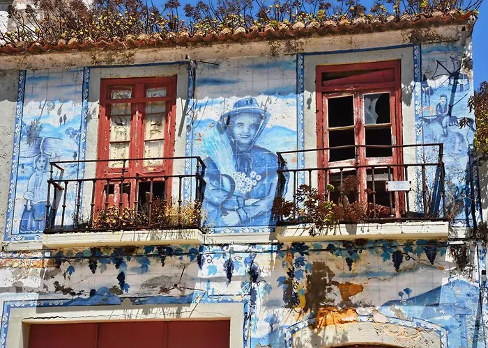 The Queen House