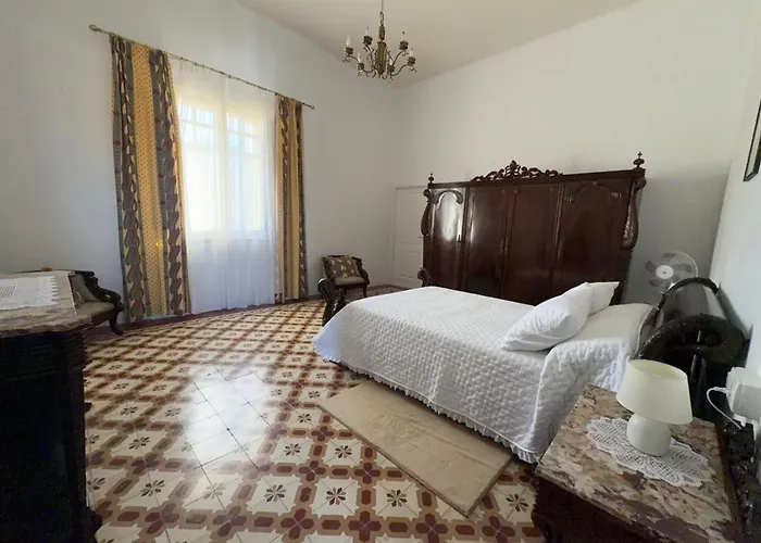La Almedina: Palacio de Foronda