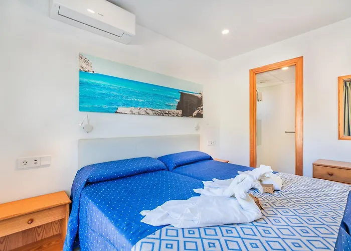 Apartamentos Massol Port de Pollenca, Spain