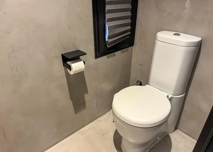 The Black Boutique -- Turistea Suites