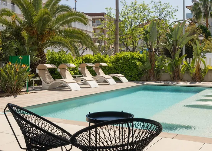 Instants Boutique Hotel (Adults Only) Cambrils, España