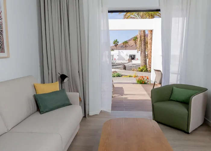 Hotel Relaxia Lanzasur Club - Aqualava Water Park Playa Blanca , España