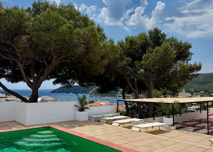 Hotel Cadaqués1962 by Fimedhotels