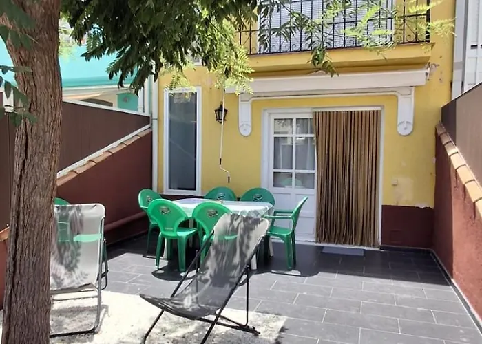 Villaparadisi