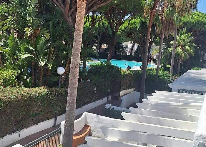 La Barrosa, Urb Los Veleros