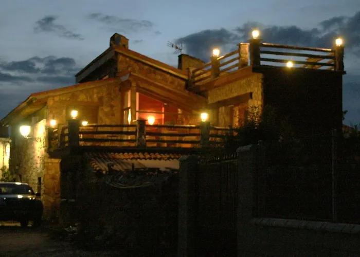 La Casa de los Gatos Condemios de Abajo, España