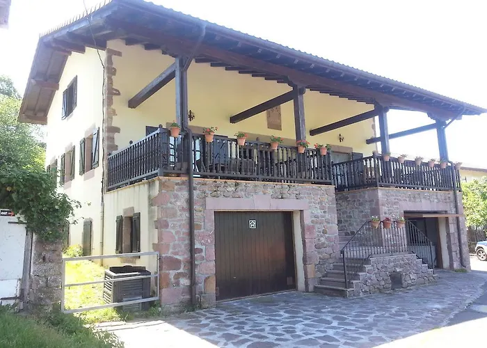 Casa Rural Larraldea