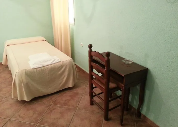 Hostal Restaurante El Cazador