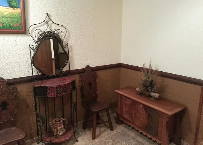 Hostal Restaurante El Cazador Hinojosa del Duque, España