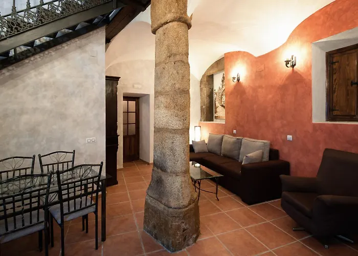 Apartamentos Turisticos Caceres Medieval