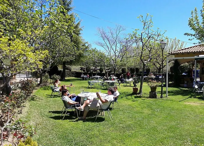 Cabañas-Bungalows-Camping La Vera Jarandilla de la Vera, España