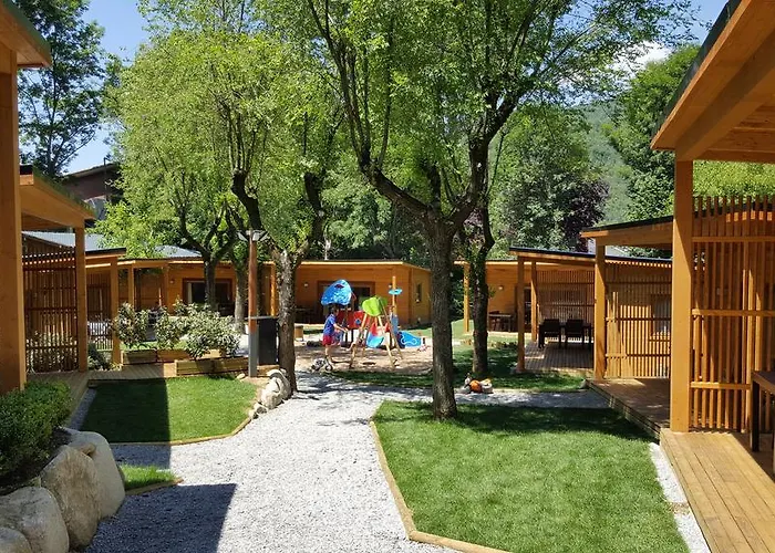 Camping Els Roures