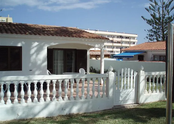 Santa Barbara Bungalows