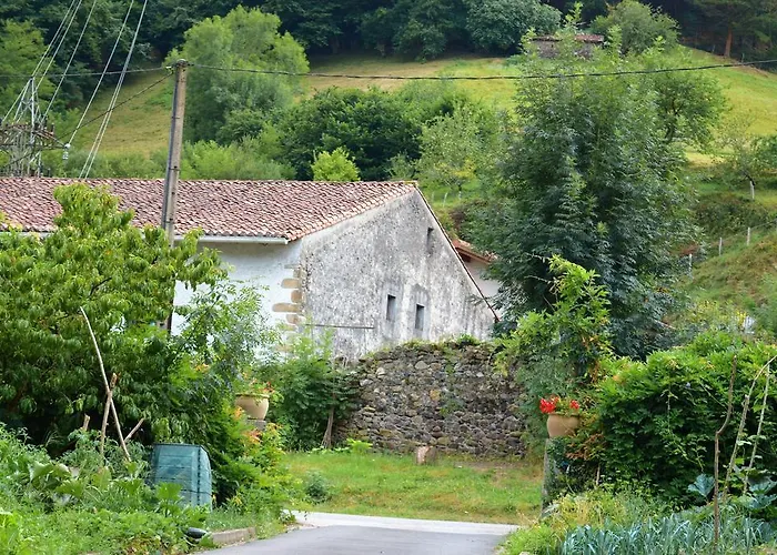 Anikuenea Landa Apartamentua Zaláin, España