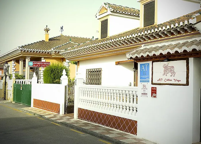 Apartamentos Turísticos Cúllar Vega, España