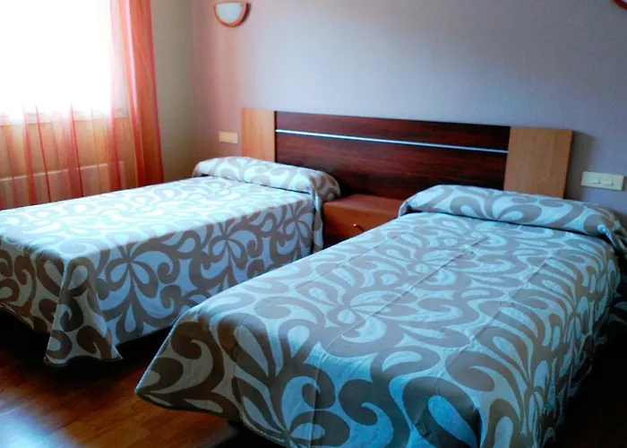 Hostal Restaurante La Posada Del Duque Villalbilla de Burgos, España
