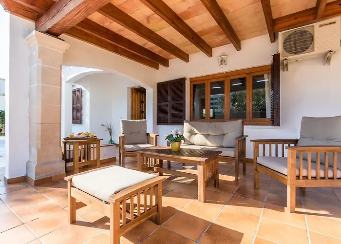 Chalet Falco With Private Pool And Garden