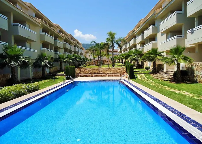 Pego Retreat With Shared Pool