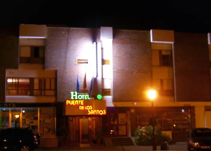 Hotel Puente de los Santos