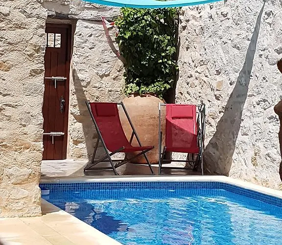Hostal Casa Sastre Segui Patró, España