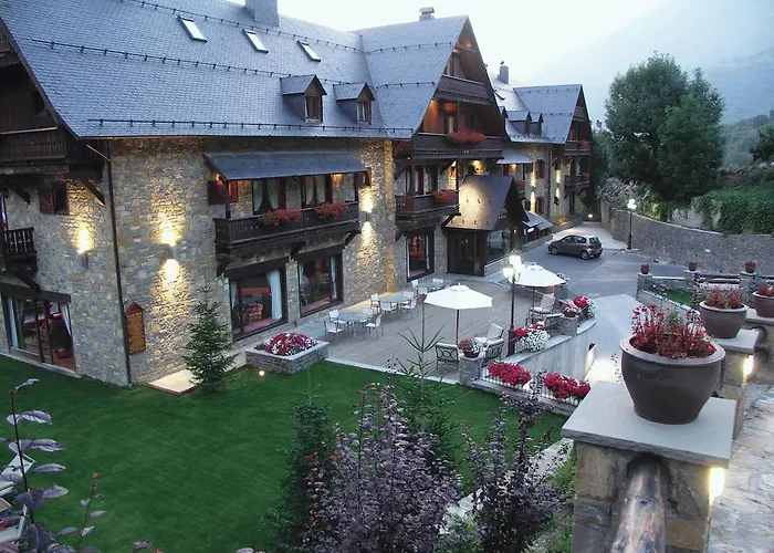 Hotel Yoy Tredos