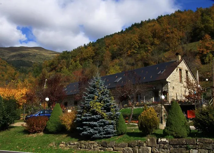 Hotel, Bungalows Y Camping Viu, Spain