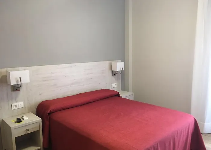 Hostal Restaurante Los Arcos