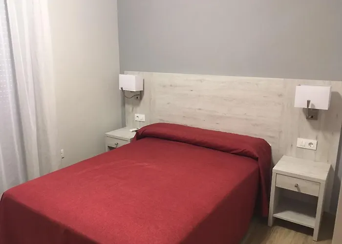 Hostal Restaurante Los Arcos