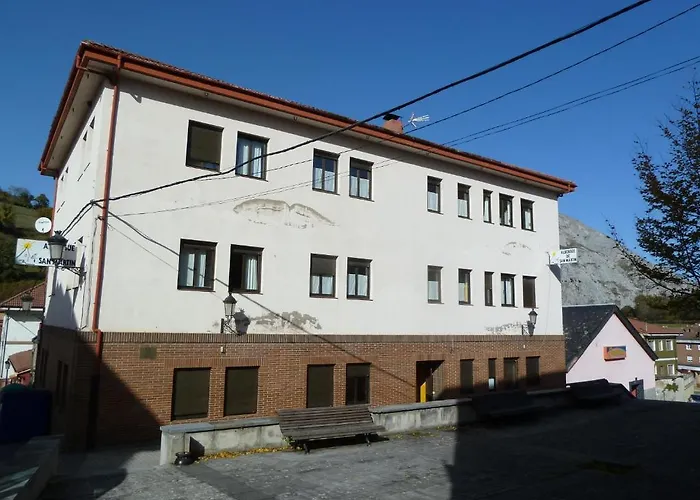 Albergue San Martin De Teverga