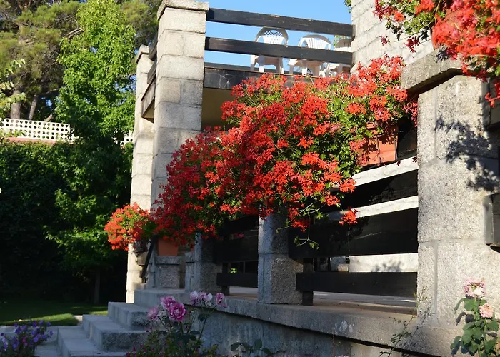 Posada Rural La Flor Las Navas del Marqués, España