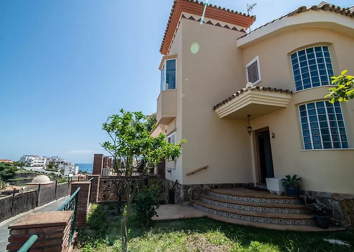 "Ample Villa At Benalmadena Coast"