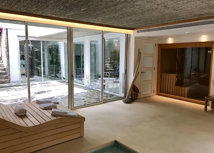 Boutique Hotel Spa Calma Blanca Cadaqués, España