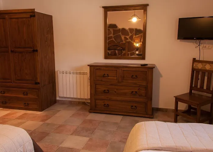 Casa Rural La Dueña El Pobo de Dueñas, España