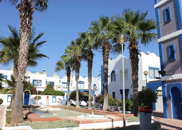Apartamentos El Minarete Roquetas de Mar, España