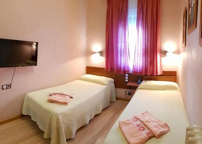 De La Torre Hostal Economico