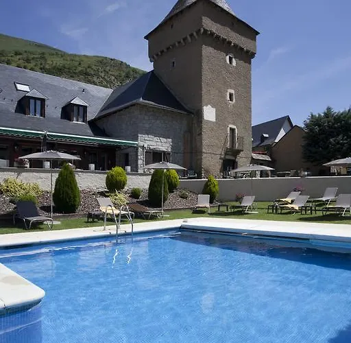Parador de Artíes, España