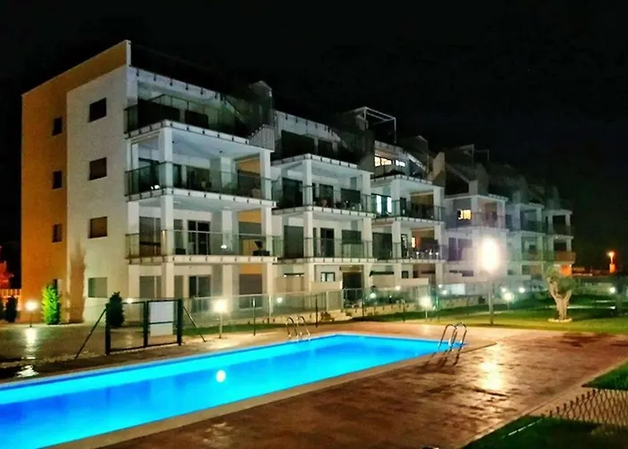 He Villamartin Gardens