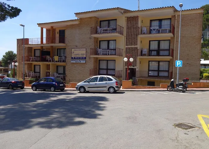 s Port-Pelegri