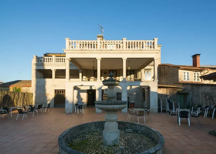 Hostal Albergue Villa San Clemente