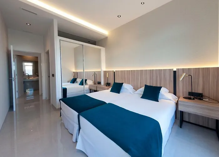 La Laguna II Luxury