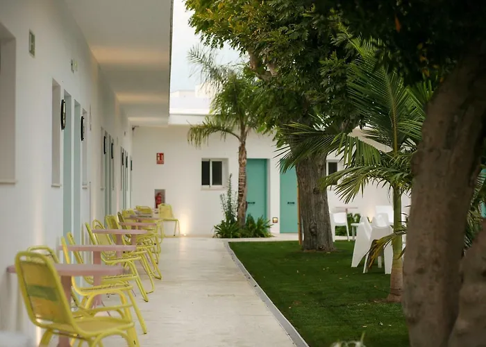Hostal Las Cumbres Conil De La Frontera, España